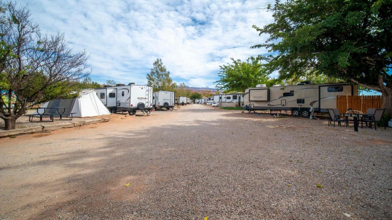 Funstays Glamping Setup Tent In Rv Park #2 Ok-T2 Moab Luaran gambar